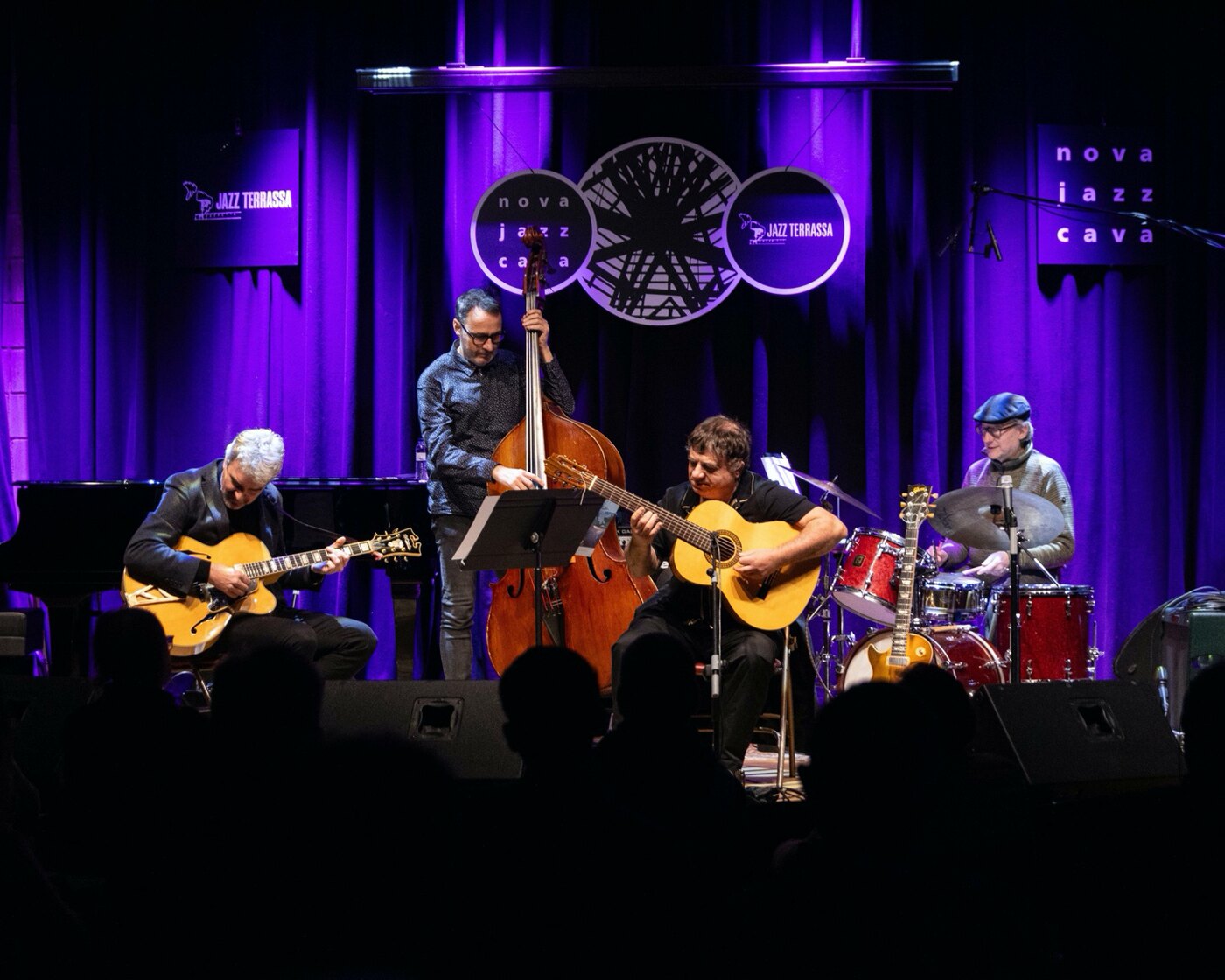 Pere Soto Gypsy Jazz Quartet en vivo